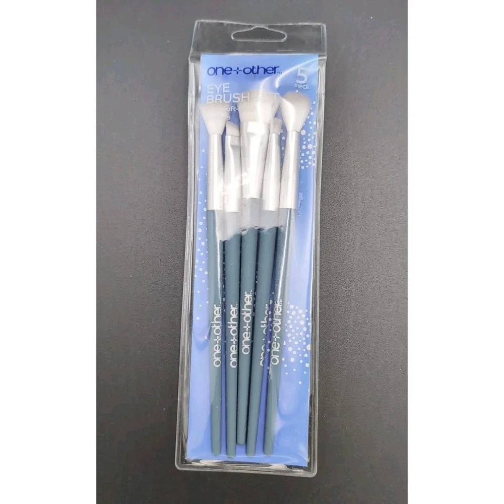 One + Other Makeup Face & Eye Brush 5 piece Set - SEALED - NEW